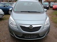 Gebraucht Opel Meriva Design Edition 120 PS (88 kW) 2012 Silber Van / Kleinbus