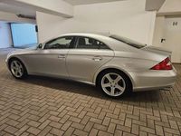 Gebraucht Mercedes CLS320 224 PS (164 kW) 2007 Silber Limousine