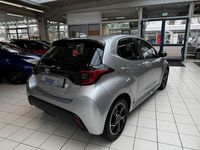 Gebraucht Toyota Yaris Team 125 PS (91 kW) 2022 Silber Kleinwagen