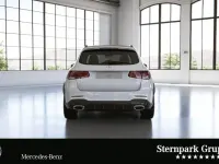 Gebraucht Mercedes GLC200 AMG 197 PS (144 kW) 2022 Weiß SUV