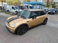 Second-hand Mini ONE 90 CP (66 kW) 2003 Galben Hatchback