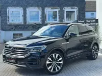 Gebraucht VW Touareg Elegance 422 PS (310 kW) 2019 Deep black perleffekt SUV