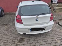 Gebraucht BMW 116 122 PS (89 kW) 2007 Weiß Kleinwagen