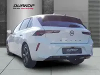 Gebraucht Opel Astra 131 PS (96 kW) 2024 Arktis weiß Kleinwagen
