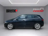 Gebraucht Mercedes B180 136 PS (100 kW) 2024 Nachtschwarz  unilack Kleinwagen