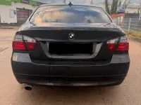 Gebraucht BMW 320 129 PS (94 kW) 2006 Schwarz Limousine