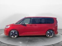 Second-hand VW Multivan Life 150 CP (110 kW) 2025 Roșu Monovolum