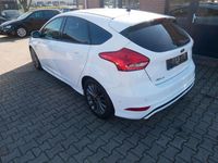 Gebraucht Ford Focus ST-Line 120 PS (88 kW) 2017 Weiß Limousine
