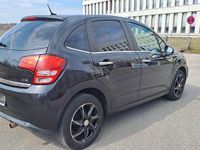 Gebraucht Citroën C3 SELECTION 95 PS (69 kW) 2012 Schwarz Limousine