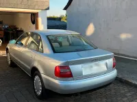 Gebraucht Audi A4 125 PS (91 kW) 1996 Silber Limousine