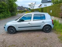 Używany Renault Clio II 75 KM (55 kW) 2004 Szary Hatchback