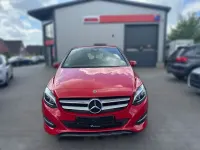 Gebraucht Mercedes B200 136 PS (100 kW) 2017 Rot Kleinwagen