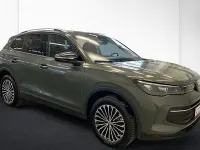 Neu VW Tiguan 150 PS (110 kW) 2026 Grün SUV