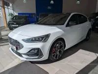 Używany Ford Focus ST 280 KM (205 kW) 2025 Biały Sedan/Limuzyna