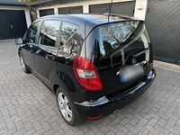 Gebraucht Mercedes A160 Elegance 95 PS (69 kW) 2011 Schwarz Van / Kleinbus