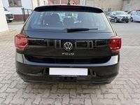 Gebraucht VW Polo Active 95 PS (69 kW) 2021 Deep black perleffekt Kleinwagen