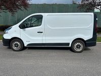 Gebraucht Renault Trafic 120 PS (88 kW) 2017 Weiß Van / Kleinbus