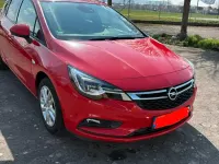 Gebraucht Opel Astra 105 PS (77 kW) 2017 Rot Limousine