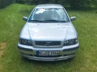 Gebraucht Volvo V40 122 PS (89 kW) 2001 Grau Kombi