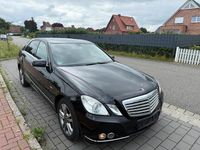 Gebraucht Mercedes E200 136 PS (100 kW) 2010 Schwarz Limousine