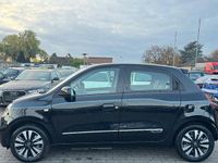 Gebraucht Renault Twingo Intens 60 kW (82 PS) 2021 Sternenschwarz Kleinwagen