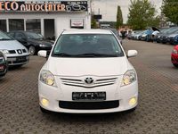 Gebraucht Toyota Auris Life+ 99 PS (72 kW) 2011 Weiß Kleinwagen