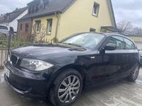 Gebraucht BMW 116 122 PS (89 kW) 2010 Schwarz Kleinwagen