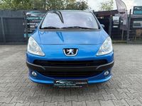Gebraucht Peugeot 1007 Premium 68 PS (50 kW) 2005 Blau Van / Kleinbus