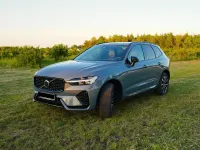 Gebraucht Volvo XC60 Plus 197 PS (144 kW) 2023 Grau SUV