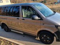 Używany VW Caravelle 102 KM (75 kW) 2018 Beżowy Van