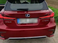 Second-hand Lexus CT200h 126 CP (92 kW) 2018 Roșu Berlinǎ