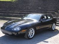 Używany Jaguar XK8 284 KM (208 kW) 2000 Czarny Coupe