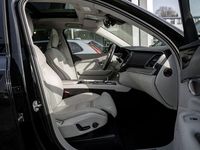 Gebraucht Volvo XC90 Ultimate 235 PS (172 kW) 2022 Onyx schwarz SUV