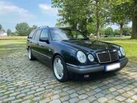Gebraucht Mercedes E420 Elegance 279 PS (205 kW) 1997 Schwarz Kombi
