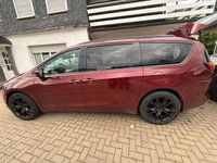 Gebraucht Chrysler Pacifica 291 PS (214 kW) 2020 Rot SUV