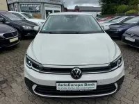 Gebraucht VW Polo Life 80 PS (58 kW) 2023 Ascotgrau Kleinwagen