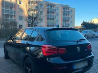 Gebraucht BMW 116 109 PS (80 kW) 2016 Schwarz Kleinwagen