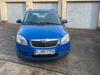 Gebraucht Skoda Fabia 69 PS (50 kW) 2009 Blau Kombi