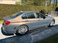 Gebraucht BMW 330e 256 PS (188 kW) 2017 Grau Limousine