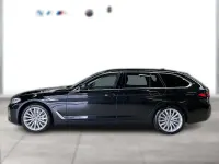 Gebraucht BMW 530 Luxury Line 286 PS (210 kW) 2023 Schwarz metallic Kombi