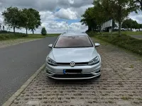 Gebraucht VW Golf VII Highline 150 PS (110 kW) 2020 Silber Kombi