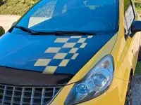 Używany Opel Corsa 101 KM (74 kW) 2010 Żółty Hatchback
