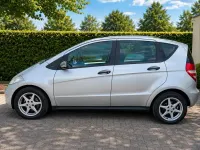 Gebraucht Mercedes A150 Classic 95 PS (69 kW) 2006 Silber Van / Kleinbus