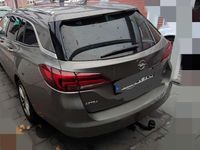 Gebraucht Opel Astra 110 PS (80 kW) 2016 Silber Kombi