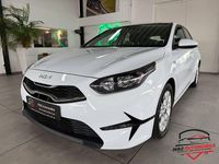 Second-hand Kia Ceed 160 CP (117 kW) 2023 Alb Hatchback