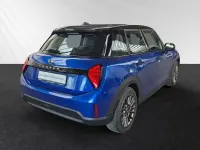 Usata Mini Cooper 156 CV (114 kW) 2024 Blu Utilitaria