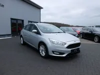 Usado Ford Focus Business Edition 95 CV (69 kW) 2015 Plateado Berlina
