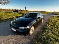 Gebraucht BMW 320 Advantage 184 PS (135 kW) 2020 Schwarz Kombi