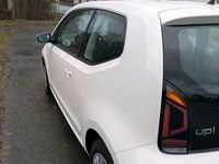 Gebraucht VW up! move up! 60 PS (44 kW) 2018 Weiß Kleinwagen