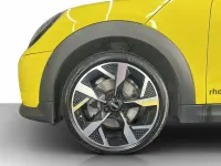 Używany Mini Cooper S 204 KM (150 kW) 2025 Żółty Hatchback